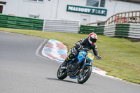 enduro-digital-images;event-digital-images;eventdigitalimages;mallory-park;mallory-park-photographs;mallory-park-trackday;mallory-park-trackday-photographs;no-limits-trackdays;peter-wileman-photography;racing-digital-images;trackday-digital-images;trackday-photos